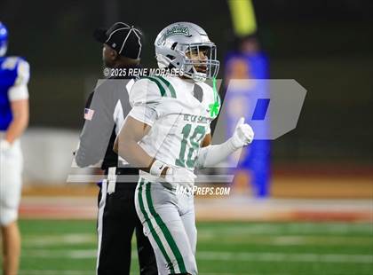 Thumbnail 2 in De La Salle vs Santa Margarita (CIF State Bowl Open Division Final) photogallery.