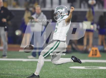 Thumbnail 3 in De La Salle vs Santa Margarita (CIF State Bowl Open Division Final) photogallery.