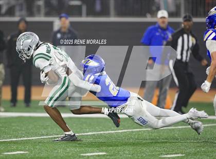 Thumbnail 3 in De La Salle vs Santa Margarita (CIF State Bowl Open Division Final) photogallery.