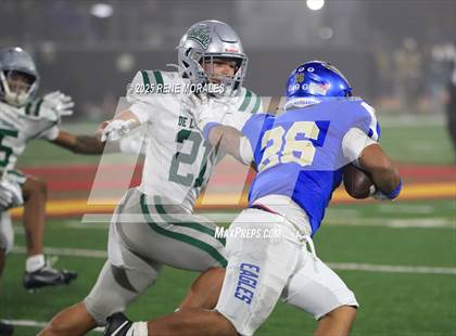 Thumbnail 2 in De La Salle vs Santa Margarita (CIF State Bowl Open Division Final) photogallery.