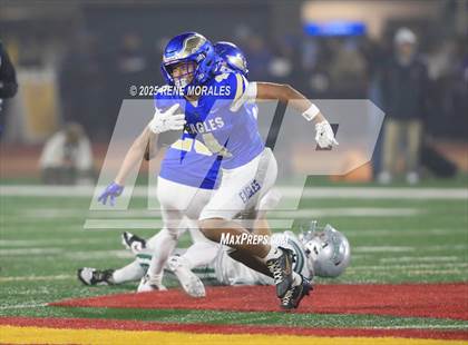 Thumbnail 1 in De La Salle vs Santa Margarita (CIF State Bowl Open Division Final) photogallery.