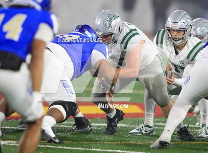 Thumbnail 1 in De La Salle vs Santa Margarita (CIF State Bowl Open Division Final) photogallery.
