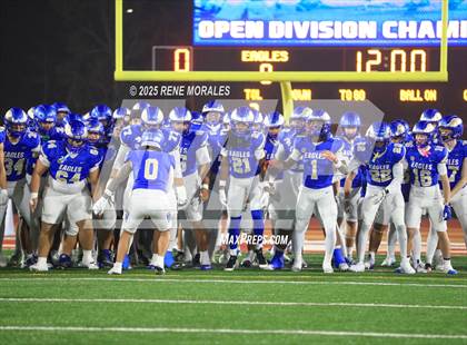 Thumbnail 2 in De La Salle vs Santa Margarita (CIF State Bowl Open Division Final) photogallery.