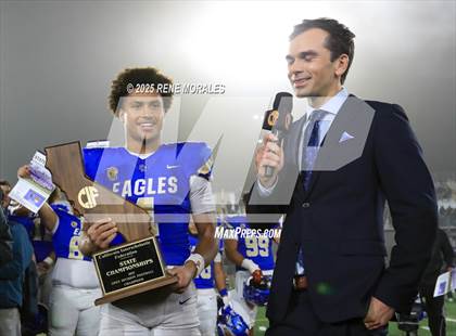 Thumbnail 3 in De La Salle vs Santa Margarita (CIF State Bowl Open Division Final) photogallery.