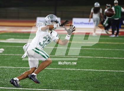 Thumbnail 1 in De La Salle vs Santa Margarita (CIF State Bowl Open Division Final) photogallery.