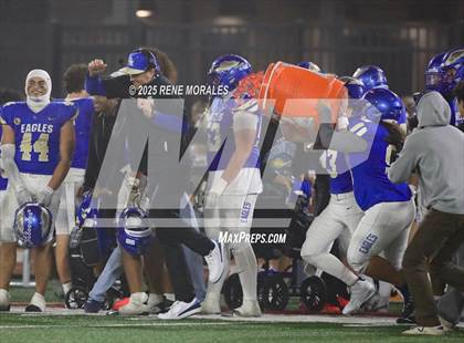 Thumbnail 3 in De La Salle vs Santa Margarita (CIF State Bowl Open Division Final) photogallery.