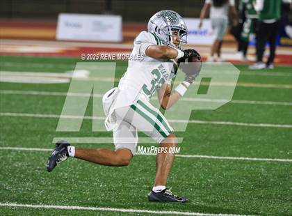 Thumbnail 3 in De La Salle vs Santa Margarita (CIF State Bowl Open Division Final) photogallery.