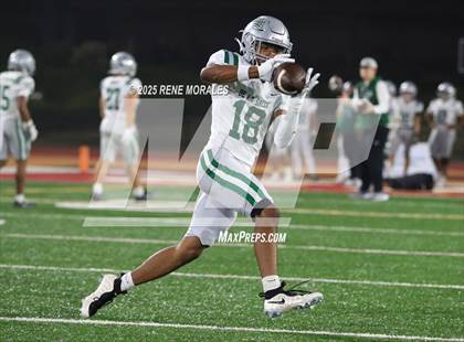 Thumbnail 2 in De La Salle vs Santa Margarita (CIF State Bowl Open Division Final) photogallery.