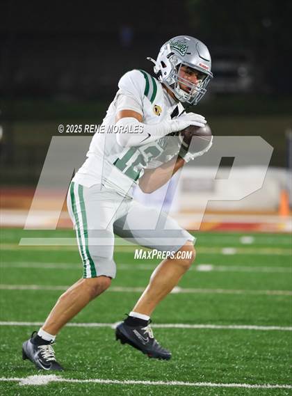 Thumbnail 2 in De La Salle vs Santa Margarita (CIF State Bowl Open Division Final) photogallery.