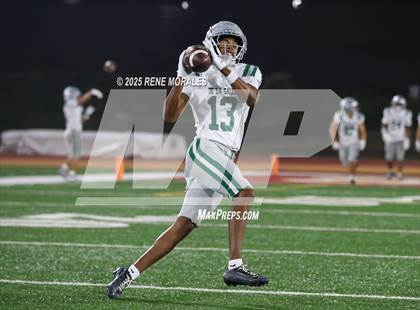 Thumbnail 1 in De La Salle vs Santa Margarita (CIF State Bowl Open Division Final) photogallery.