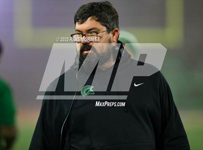 Thumbnail 1 in De La Salle vs Santa Margarita (CIF State Bowl Open Division Final) photogallery.