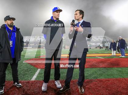 Thumbnail 1 in De La Salle vs Santa Margarita (CIF State Bowl Open Division Final) photogallery.