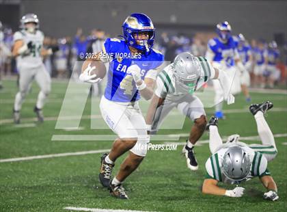 Thumbnail 2 in De La Salle vs Santa Margarita (CIF State Bowl Open Division Final) photogallery.
