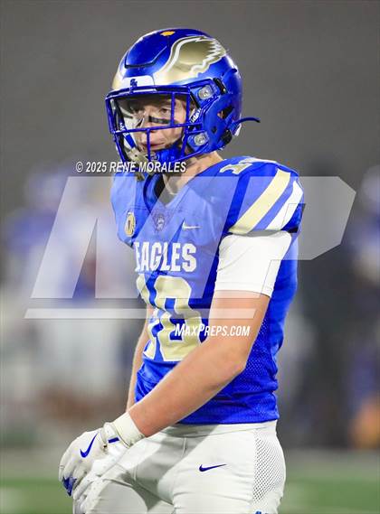 Thumbnail 3 in De La Salle vs Santa Margarita (CIF State Bowl Open Division Final) photogallery.