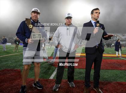 Thumbnail 3 in De La Salle vs Santa Margarita (CIF State Bowl Open Division Final) photogallery.