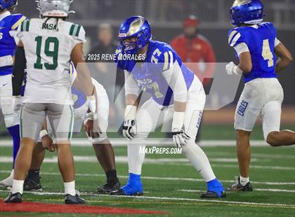 Thumbnail 2 in De La Salle vs Santa Margarita (CIF State Bowl Open Division Final) photogallery.