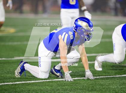 Thumbnail 2 in De La Salle vs Santa Margarita (CIF State Bowl Open Division Final) photogallery.