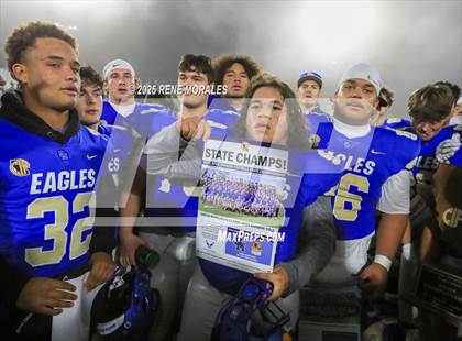 Thumbnail 2 in De La Salle vs Santa Margarita (CIF State Bowl Open Division Final) photogallery.
