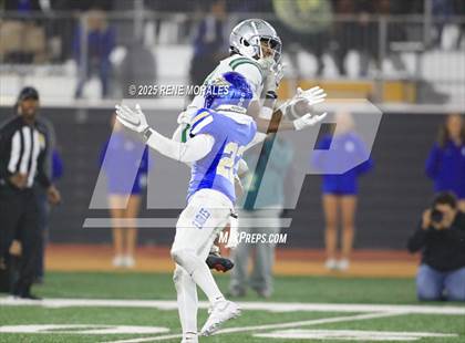 Thumbnail 2 in De La Salle vs Santa Margarita (CIF State Bowl Open Division Final) photogallery.
