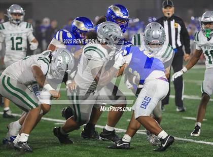 Thumbnail 1 in De La Salle vs Santa Margarita (CIF State Bowl Open Division Final) photogallery.