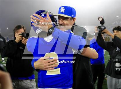 Thumbnail 3 in De La Salle vs Santa Margarita (CIF State Bowl Open Division Final) photogallery.