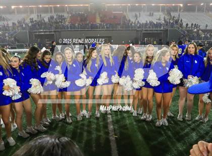 Thumbnail 2 in De La Salle vs Santa Margarita (CIF State Bowl Open Division Final) photogallery.