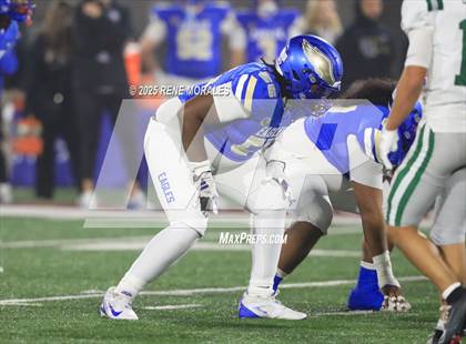 Thumbnail 2 in De La Salle vs Santa Margarita (CIF State Bowl Open Division Final) photogallery.
