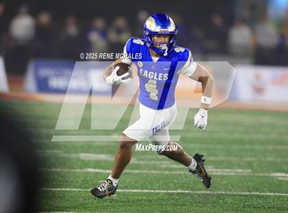 Thumbnail 2 in De La Salle vs Santa Margarita (CIF State Bowl Open Division Final) photogallery.