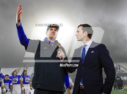 Thumbnail 3 in De La Salle vs Santa Margarita (CIF State Bowl Open Division Final) photogallery.