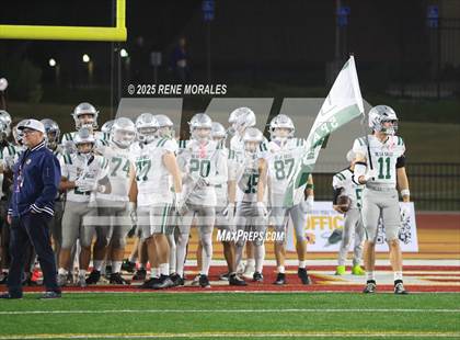 Thumbnail 2 in De La Salle vs Santa Margarita (CIF State Bowl Open Division Final) photogallery.