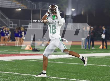 Thumbnail 3 in De La Salle vs Santa Margarita (CIF State Bowl Open Division Final) photogallery.