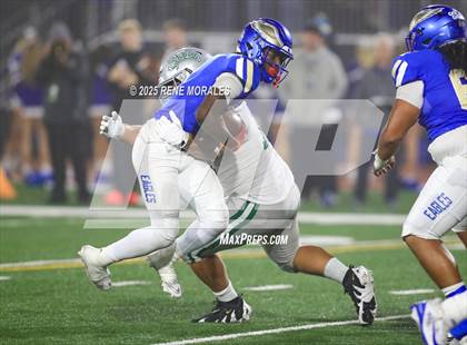Thumbnail 3 in De La Salle vs Santa Margarita (CIF State Bowl Open Division Final) photogallery.