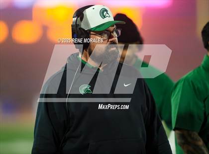 Thumbnail 1 in De La Salle vs Santa Margarita (CIF State Bowl Open Division Final) photogallery.