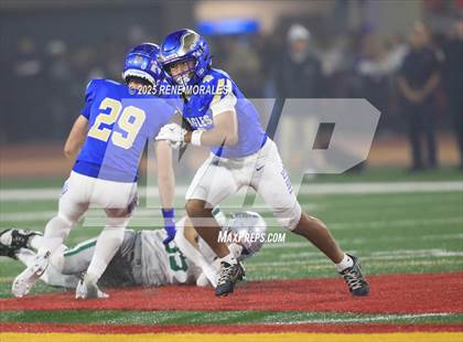 Thumbnail 3 in De La Salle vs Santa Margarita (CIF State Bowl Open Division Final) photogallery.