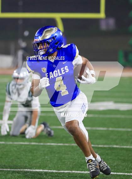 Thumbnail 1 in De La Salle vs Santa Margarita (CIF State Bowl Open Division Final) photogallery.