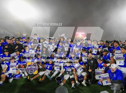 Thumbnail 3 in De La Salle vs Santa Margarita (CIF State Bowl Open Division Final) photogallery.