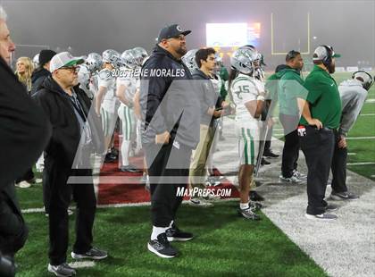 Thumbnail 3 in De La Salle vs Santa Margarita (CIF State Bowl Open Division Final) photogallery.