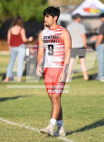Thumbnail 3 in Central vs. Bourgade Catholic (O'Connor 7v7) photogallery.