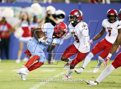 Thumbnail 3 in Skyline vs. Horn photogallery.