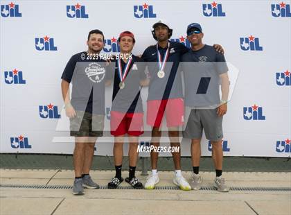 Thumbnail 2 in UIL 6A Tennis Boys and Mixed Doubles Finals (Medals) photogallery.