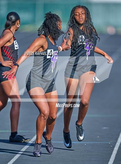 Thumbnail 2 in Lamar CISD Relays (4x400M) photogallery.