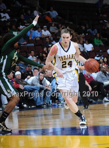 Thumbnail 2 in Poly vs. Oak Ridge (CIF State D1 Final) photogallery.