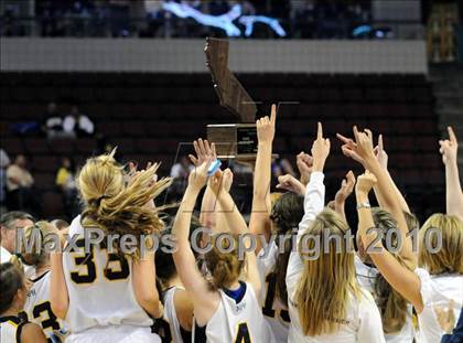 Thumbnail 3 in Poly vs. Oak Ridge (CIF State D1 Final) photogallery.