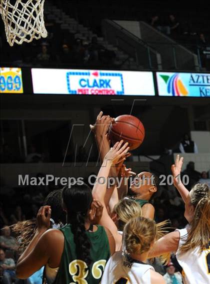 Thumbnail 3 in Poly vs. Oak Ridge (CIF State D1 Final) photogallery.