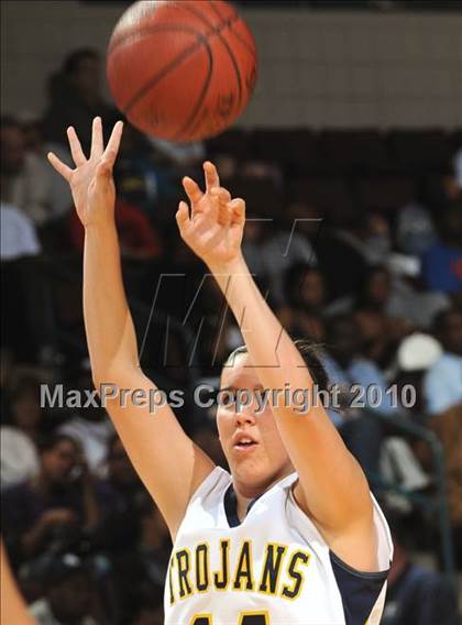 Thumbnail 1 in Poly vs. Oak Ridge (CIF State D1 Final) photogallery.