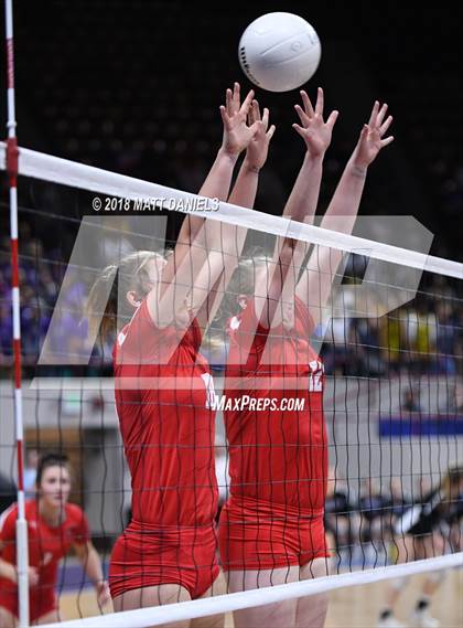 Thumbnail 3 in Yuma vs. Denver Christian (CHSAA 2A Final) photogallery.
