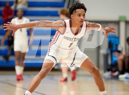 Thumbnail 2 in Augusta Christian vs Grovetown (100 Black Men of Augusta Thanksgiving Classic) photogallery.