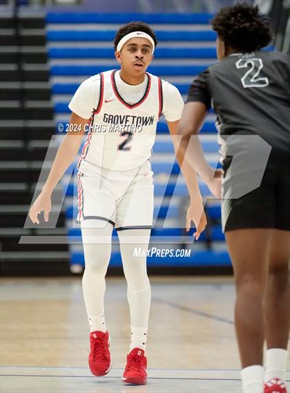Thumbnail 2 in Augusta Christian vs Grovetown (100 Black Men of Augusta Thanksgiving Classic) photogallery.