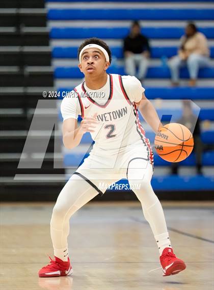 Thumbnail 3 in Augusta Christian vs Grovetown (100 Black Men of Augusta Thanksgiving Classic) photogallery.