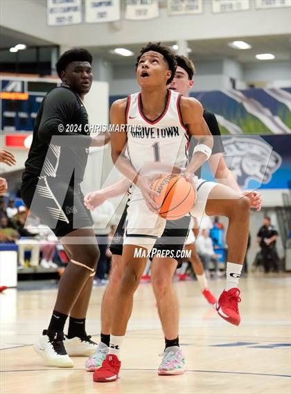 Thumbnail 1 in Augusta Christian vs Grovetown (100 Black Men of Augusta Thanksgiving Classic) photogallery.